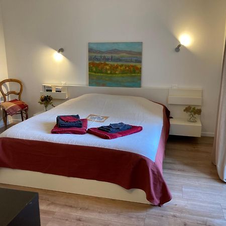 Les Chambres De Mont St Sebastien Soignolles-en-Brie Esterno foto